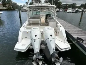 Thumbnail von Boston Whaler 320 Vantage