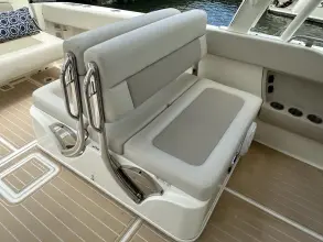 Thumbnail von Boston Whaler 320 Vantage