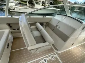 Thumbnail von Boston Whaler 320 Vantage