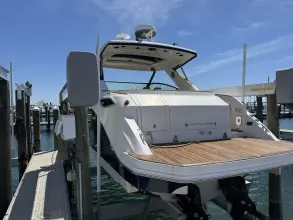Thumbnail von Sea Ray 320 Sundancer