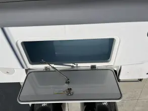 Thumbnail von Boston Whaler 330 Outrage