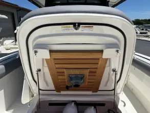 Thumbnail von Boston Whaler 330 Outrage