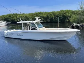 Boston Whaler 380 Outrage