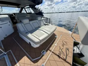 Thumbnail von Cruisers Yachts 42 GLS OB