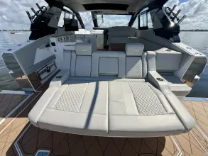 Thumbnail von Cruisers Yachts 42 GLS OB