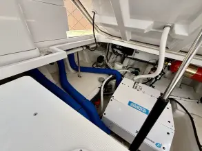 Thumbnail von Cruisers Yachts 42 GLS OB