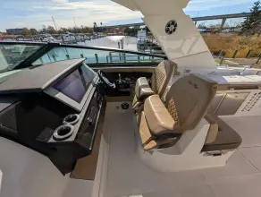 Thumbnail von Sea Ray SLX 400 Außenborder