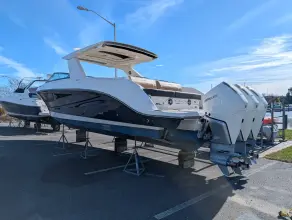 Thumbnail von Sea Ray SLX 400 Außenborder