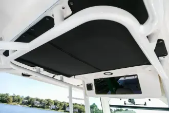 Thumbnail von Boston Whaler 330 Outrage