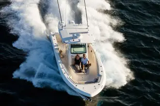 Thumbnail von Boston Whaler 330 Outrage