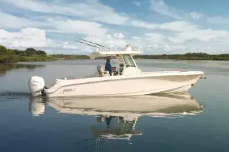 Thumbnail von Boston Whaler 330 Outrage