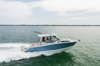 Boston Whaler 325 Conquest