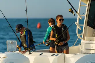 Thumbnail von Boston Whaler 325 Conquest