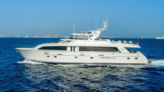 Hatteras 	100 Motor-Yacht MAGIC