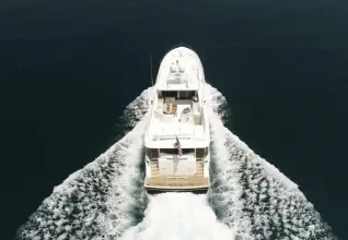 Thumbnail von Cheoy Lee 95 Motor-Yacht FOOTLOOSE