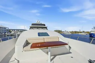 Thumbnail von Cheoy Lee 95 Motor-Yacht FOOTLOOSE