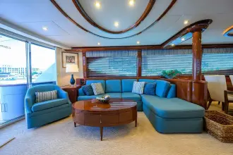 Thumbnail von Lazzara Yachts 80 Skylounge M.Y. WILLYN