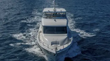 Thumbnail von Hatteras 80 Enclosed Bridge Skylounge Gallopin