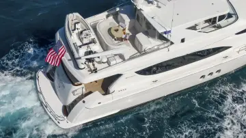 Thumbnail von Hatteras 80 Enclosed Bridge Skylounge Gallopin