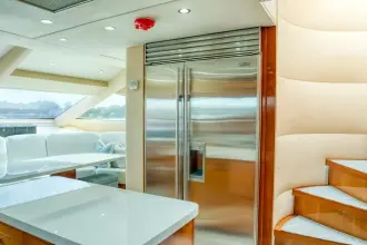 Thumbnail von Hatteras 80 Enclosed Bridge Skylounge MAJESTIK