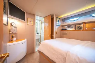 Thumbnail von Lazzara Yachts 76 Skylounge Dare to Dream