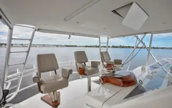 Thumbnail von Viking 68 Convertible Mobster