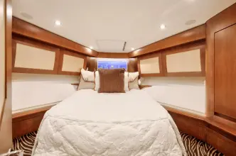Thumbnail von Ocean Yachts 64 Convertible Love Boat