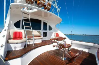 Thumbnail von Ocean Yachts 64 Convertible Love Boat