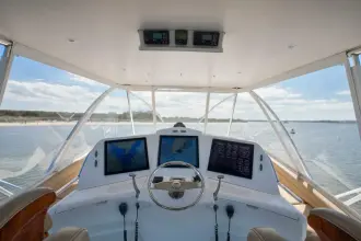 Thumbnail von Ocean Yachts 64 Convertible Love Boat