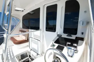 Thumbnail von Viking 64 Enclosed Bridge High Life