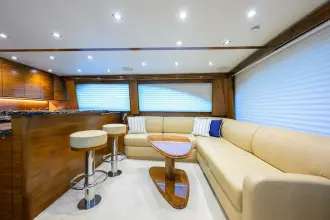 Thumbnail von Viking 64 Convertible HMY Trade