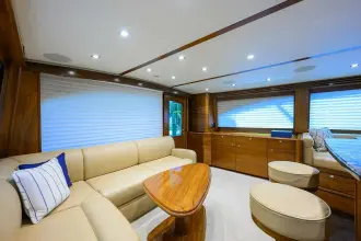 Thumbnail von Viking 64 Convertible HMY Trade