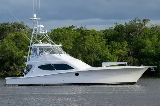 Hatteras GT63 Reelin N Dealin