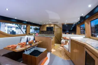 Thumbnail von Hatteras 60 Convertible SALT RUSH
