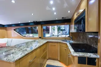Thumbnail von Hatteras 60 Convertible SALT RUSH