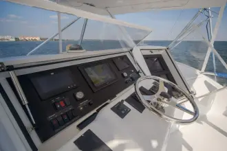 Thumbnail von Hatteras 60 Convertible Reel Hook Up