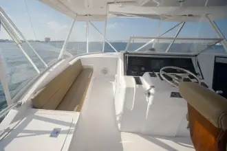 Thumbnail von Hatteras 60 Convertible Reel Hook Up