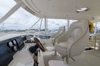Thumbnail von Silverton 52 Ovation IMMERSED