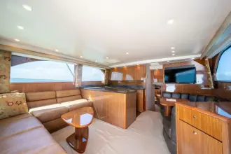 Thumbnail von Viking 52 Convertible WEISS PERLE