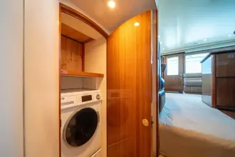 Thumbnail von Viking 52 Convertible WEISS PERLE