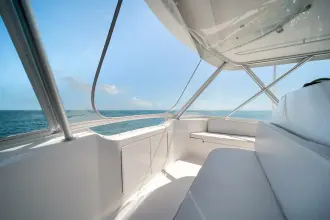 Thumbnail von Viking 52 Convertible WEISS PERLE