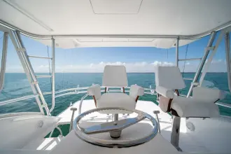 Thumbnail von Viking 52 Convertible WEISS PERLE