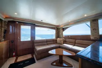 Thumbnail von Viking 52 Convertible WEISS PERLE