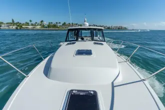 Thumbnail von MJM Yachts 42 auf Lager MJM 42-005