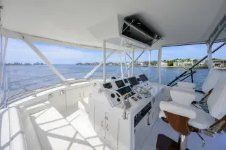 Thumbnail von Hatteras 46 Convertible Headwinds