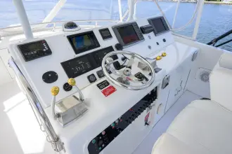 Thumbnail von Hatteras 46 Convertible Headwinds