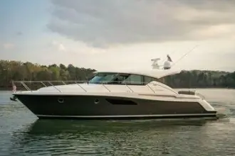 Thumbnail von Tiara Yachts 44 Coupe HİÇBİR GÖREV YOK