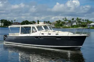 MJM Yachts 43Z Scout