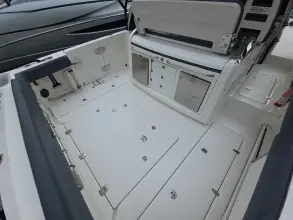 Thumbnail von Boston Whaler 420 Outrage BFT