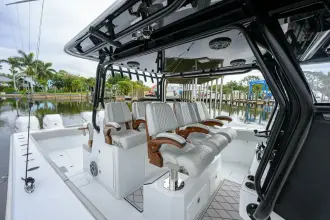 Thumbnail von Freeman 42 LR Center Console NITSA